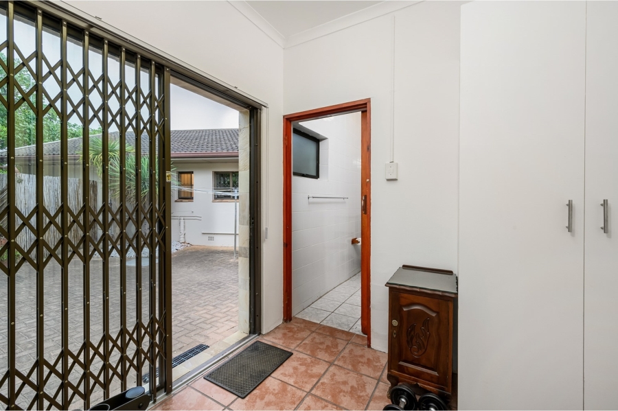 4 Bedroom Property for Sale in Summerstrand Eastern Cape
